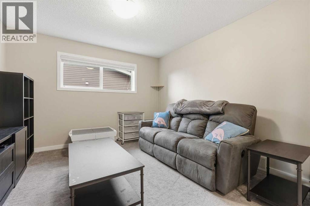 31 Evansridge Crescent NW — photo 30