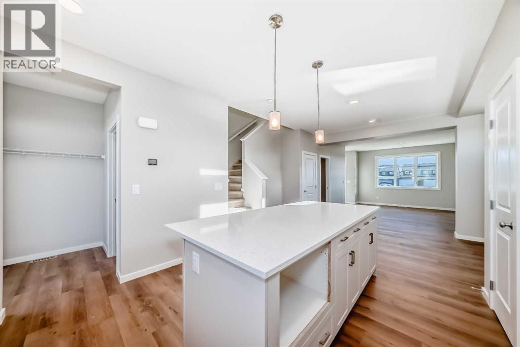 3037 Lanark Boulevard SE — photo 13