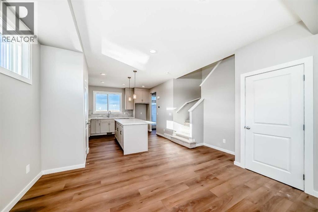 3037 Lanark Boulevard SE — photo 16