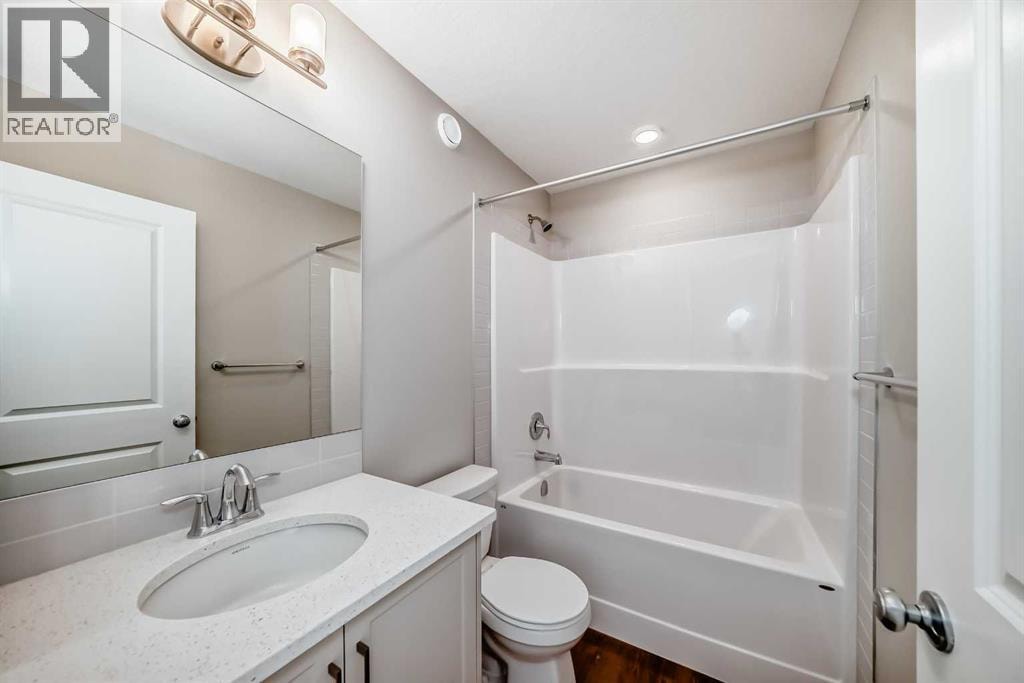 3037 Lanark Boulevard SE — photo 37