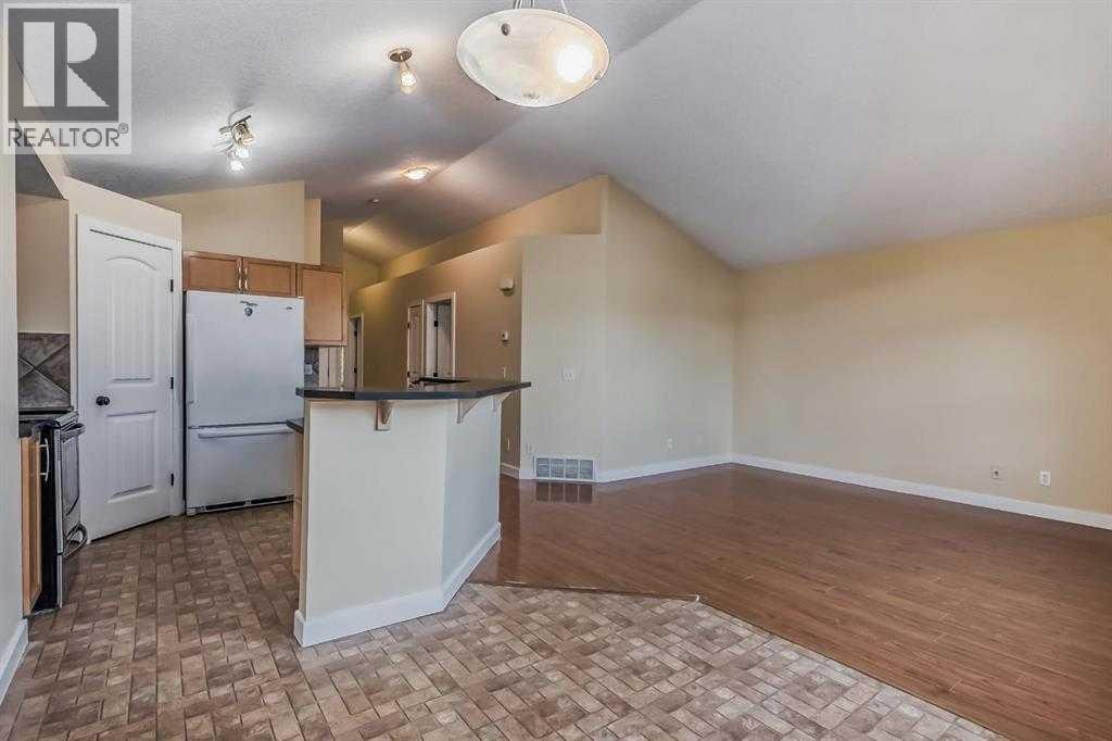 211 Saddlebrook Way NE — photo 5