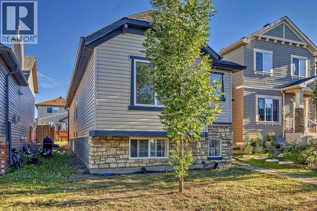 211 Saddlebrook Way NE — photo 2
