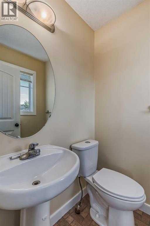 211 Saddlebrook Way NE — photo 28