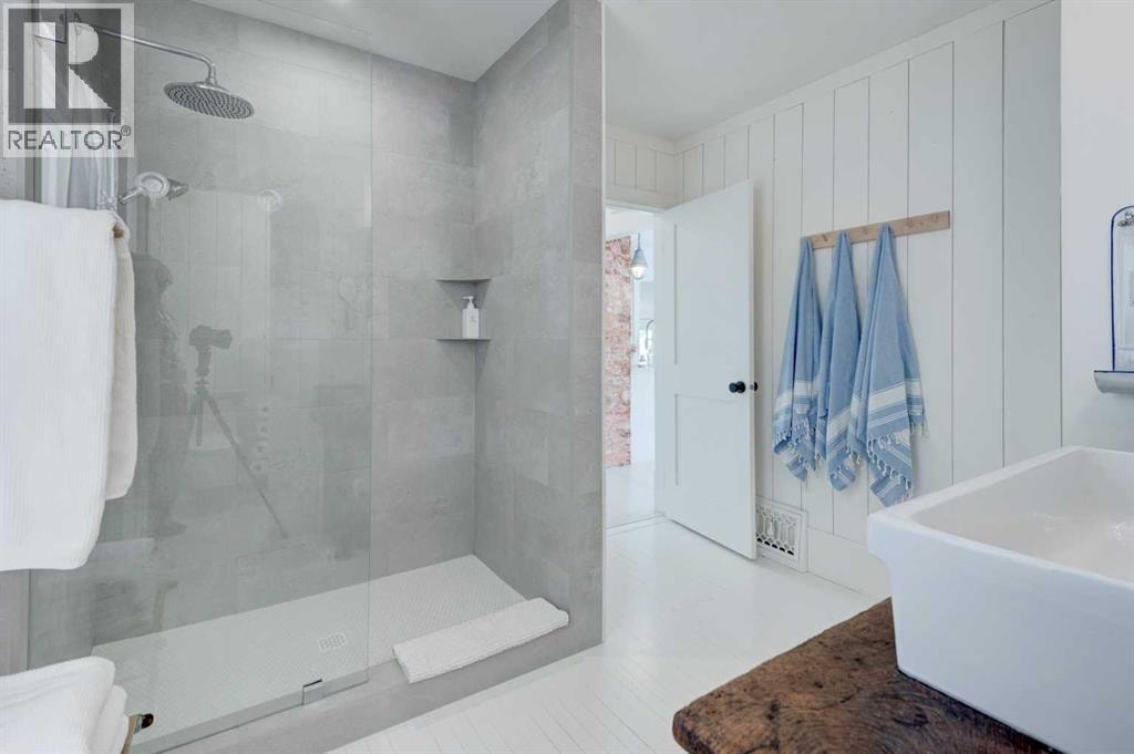 1312 4 Street NW — photo 21