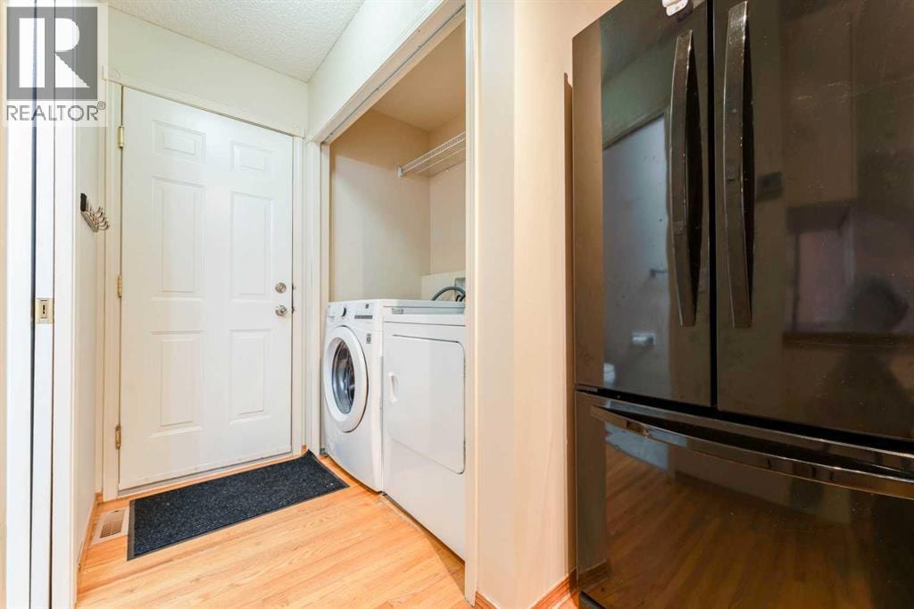 125 Bridlewood Court SW — photo 15
