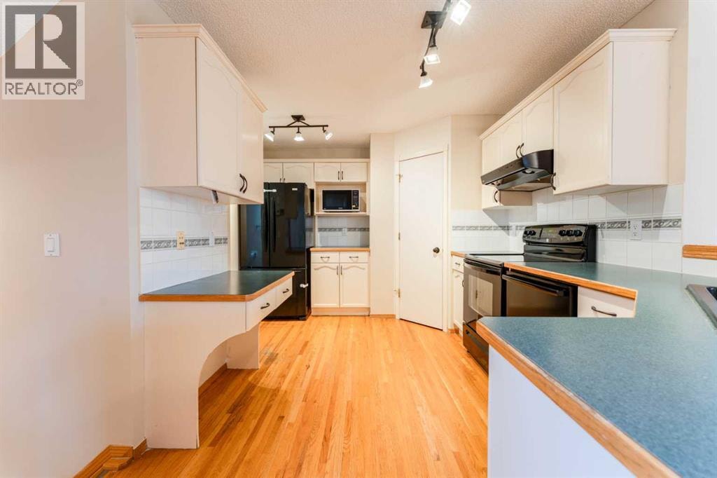 125 Bridlewood Court SW — photo 11