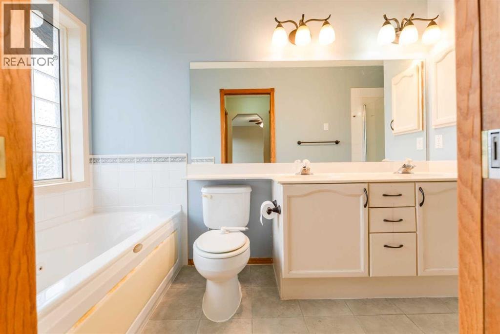 125 Bridlewood Court SW — photo 22