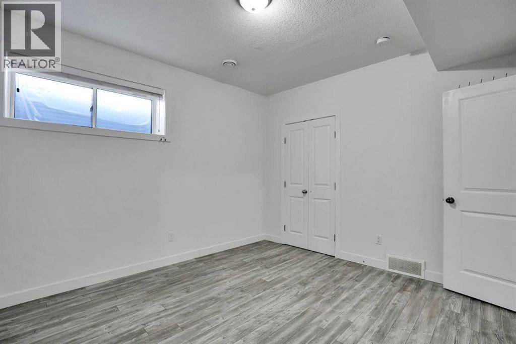 379 Skyview Shores Manor NE — photo 36