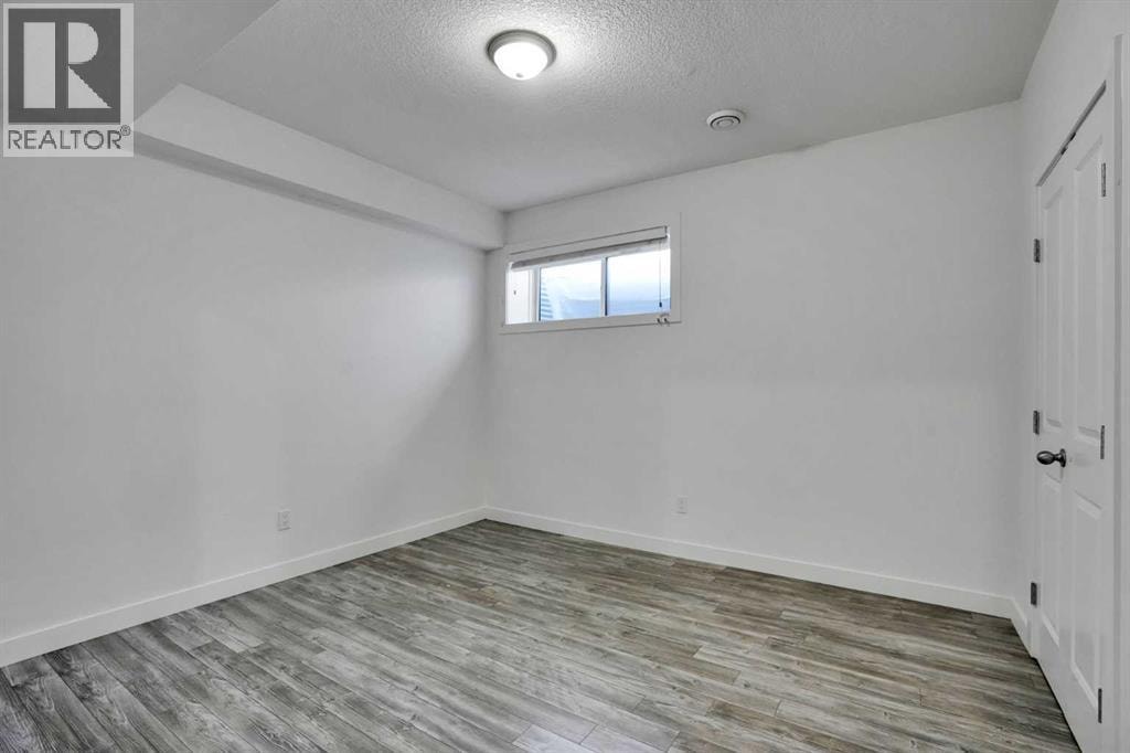 379 Skyview Shores Manor NE — photo 35