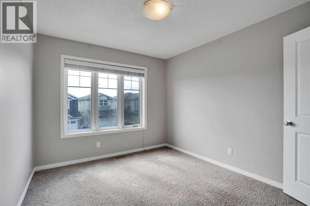 379 Skyview Shores Manor NE — photo 24