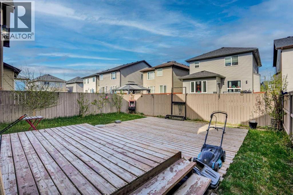 379 Skyview Shores Manor NE — photo 48