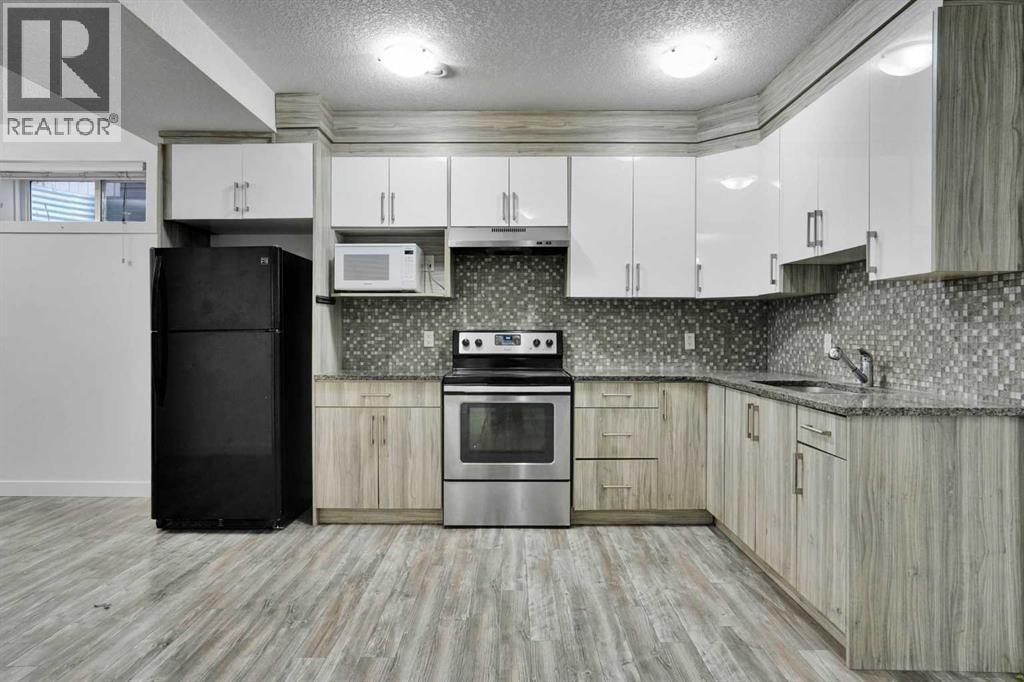 379 Skyview Shores Manor NE — photo 40