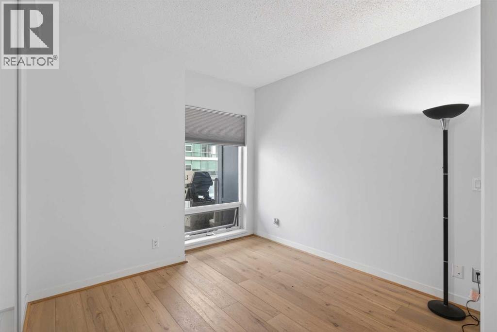 1901, 215 13 Avenue SW — photo 16