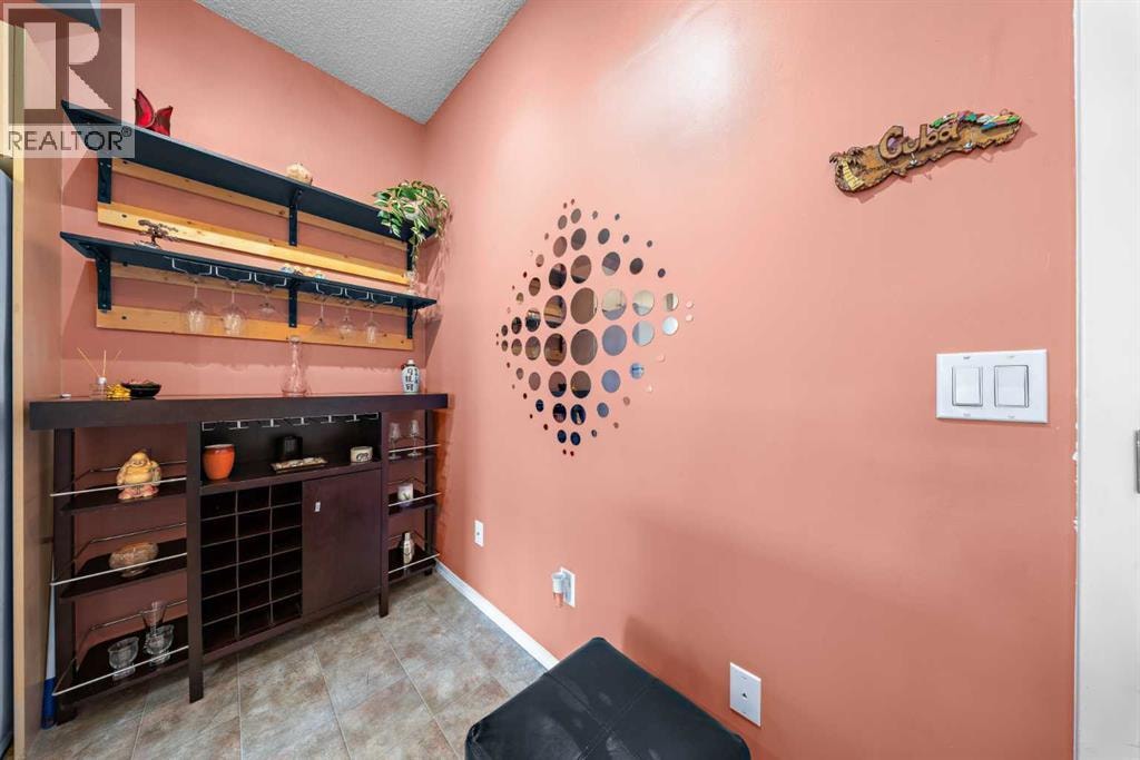 3206, 73 Erin Woods Court SE — photo 8
