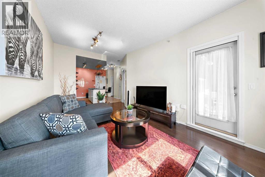 3206, 73 Erin Woods Court SE — photo 3