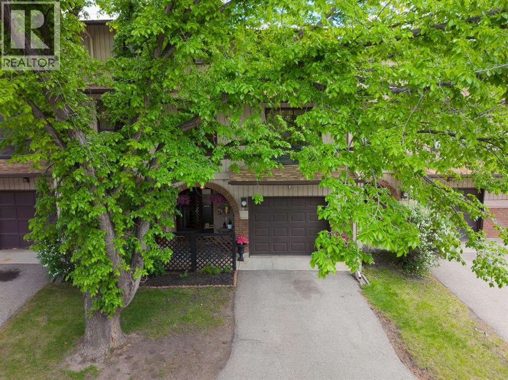 13005 6 Street SW — photo 32