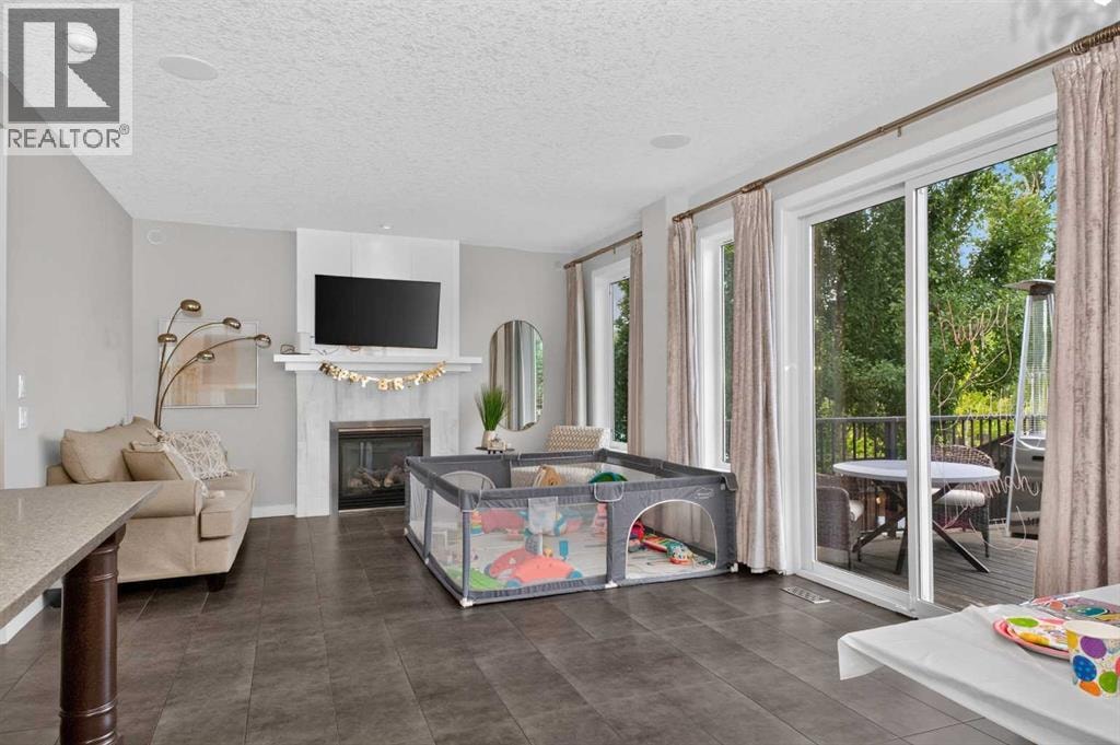 244 Mahogany Bay SE — photo 15
