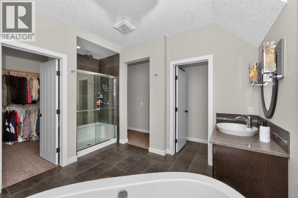 244 Mahogany Bay SE — photo 29
