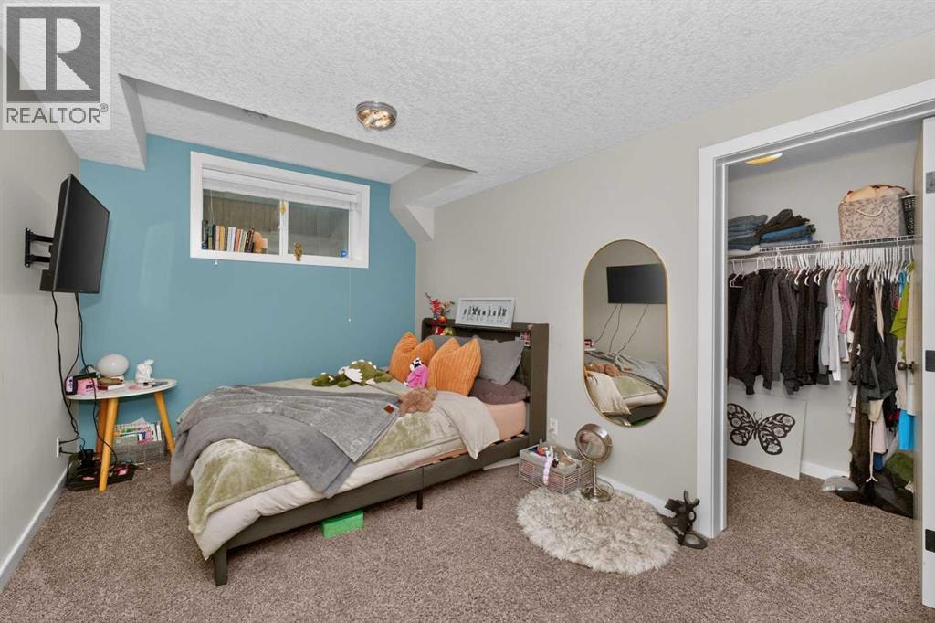244 Mahogany Bay SE — photo 43