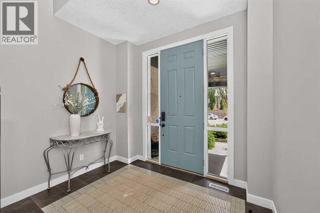 244 Mahogany Bay SE — photo 7