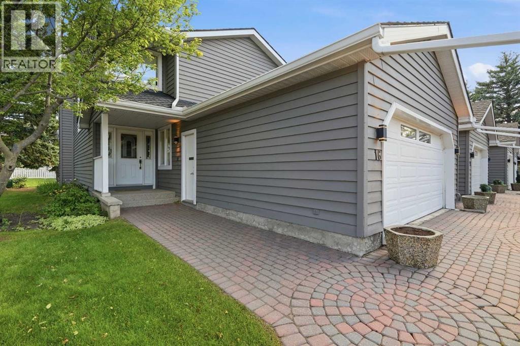 16 Wood Crescent SW — photo 3