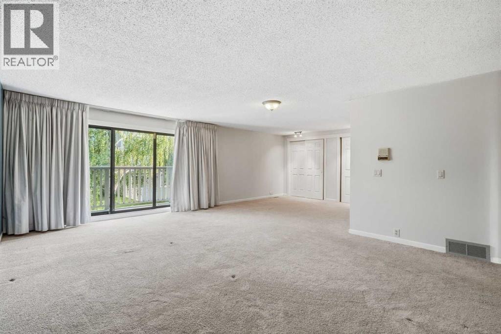 16 Wood Crescent SW — photo 17