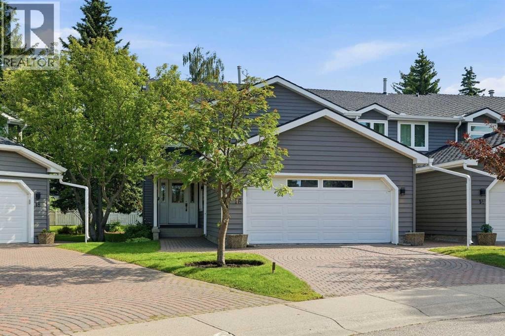16 Wood Crescent SW — photo 2