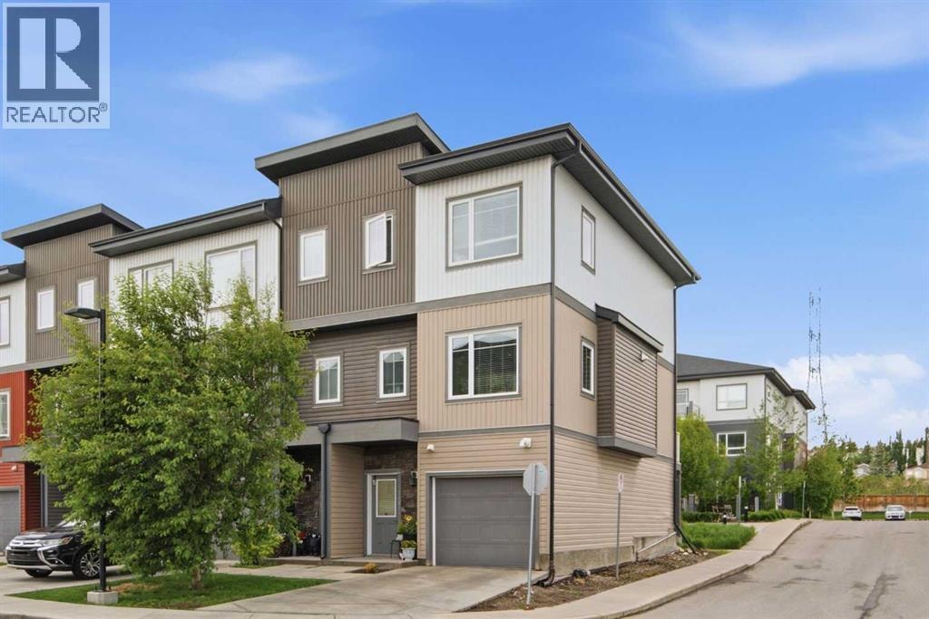 2101, 5305 32 Avenue SW — photo 4