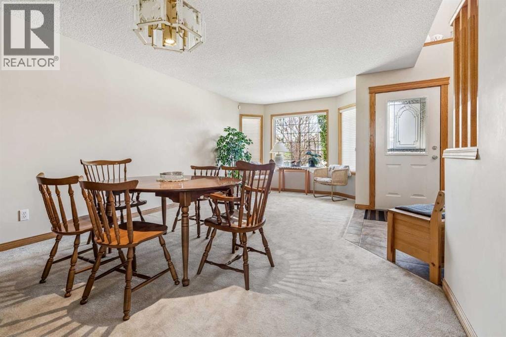 127 Edgeridge Close NW — photo 8