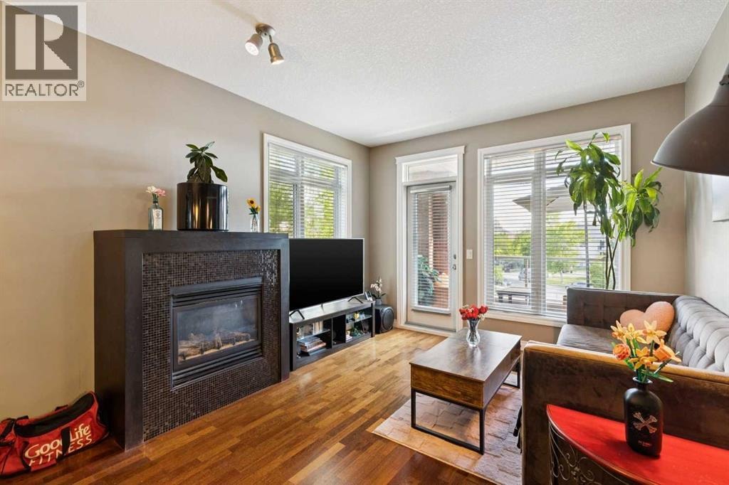303, 10 Hemlock Crescent SW — photo 13