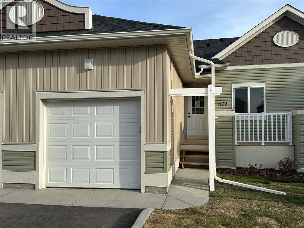 1103 Clover Close — photo 3