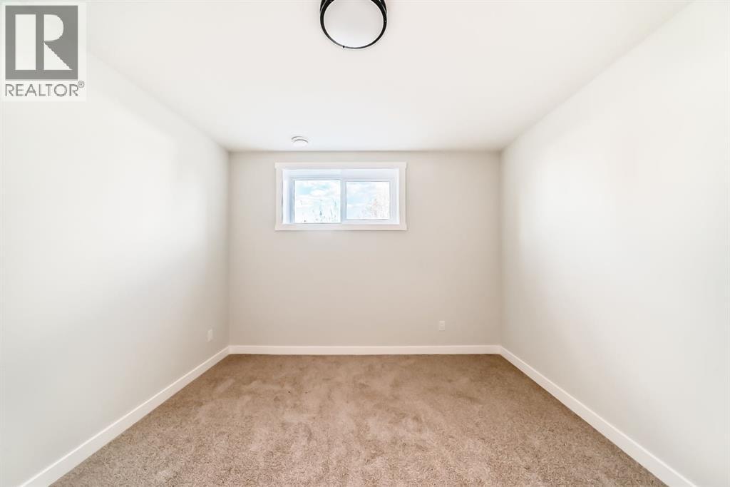 1103 Clover Close — photo 32