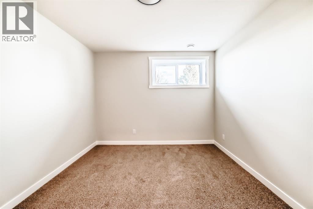 1103 Clover Close — photo 34