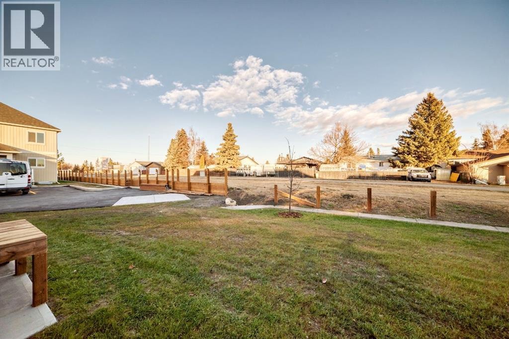 1103 Clover Close — photo 41