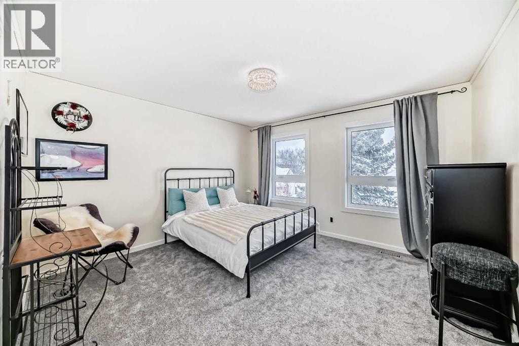 40 Christie Cairn Square SW — photo 30