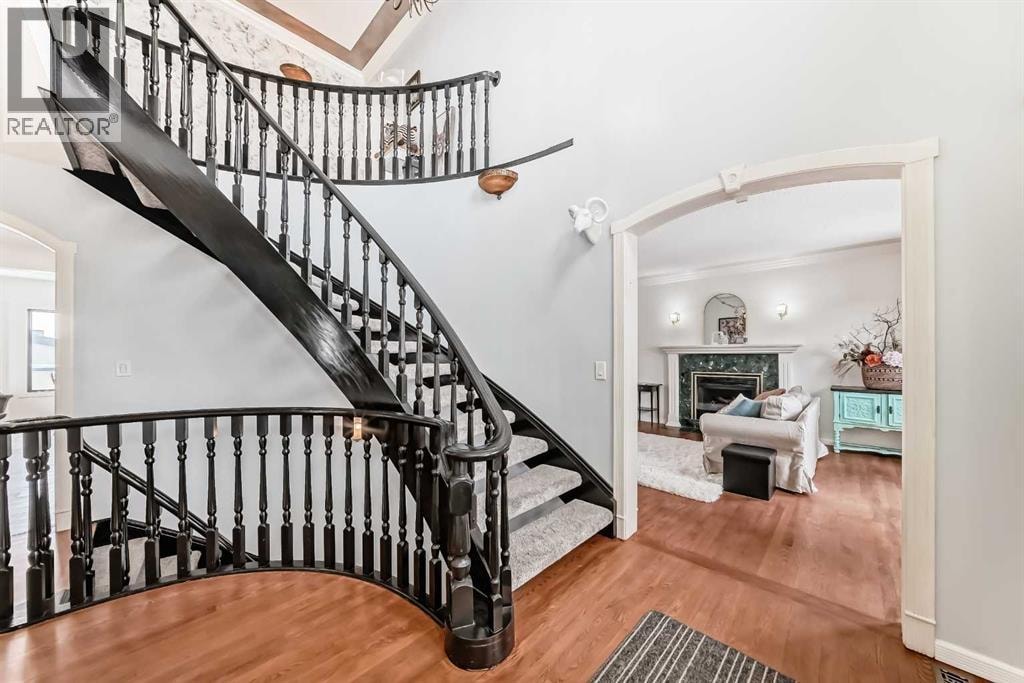 40 Christie Cairn Square SW — photo 4