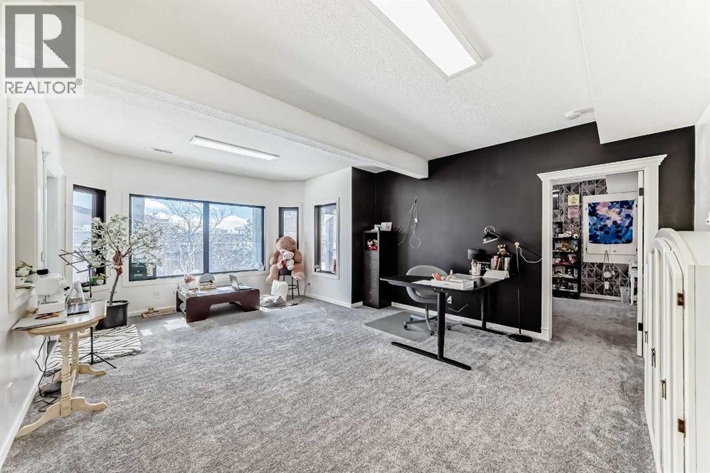 40 Christie Cairn Square SW — photo 37