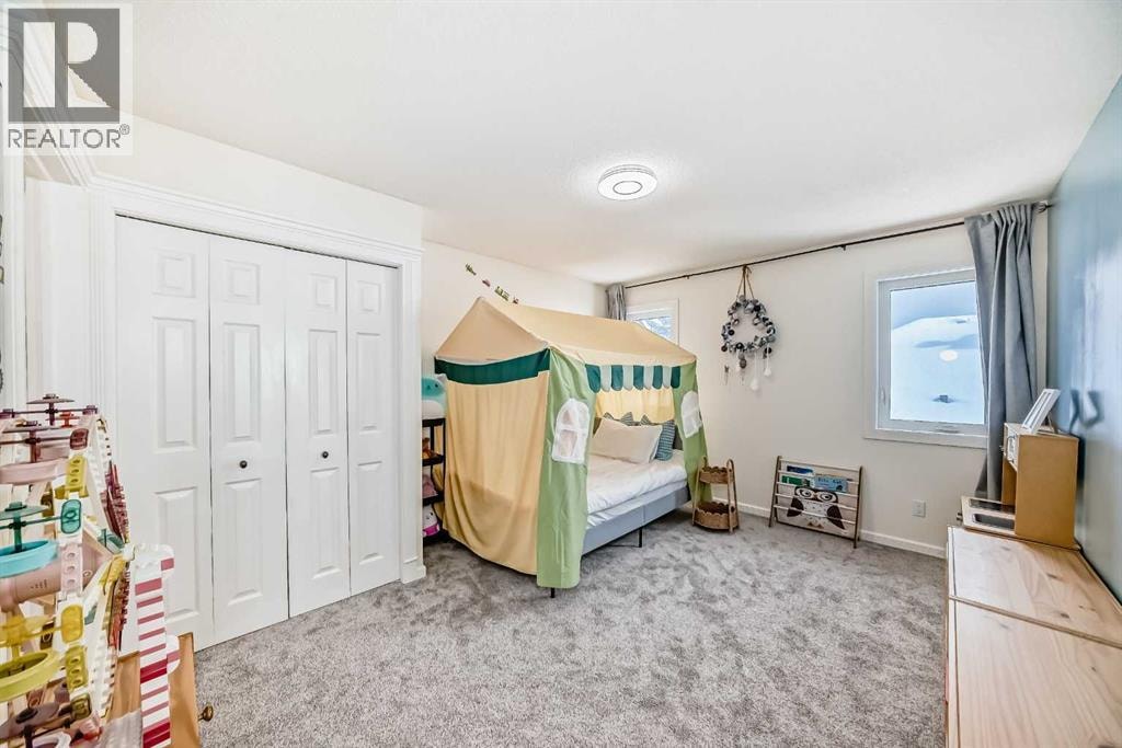 40 Christie Cairn Square SW — photo 28