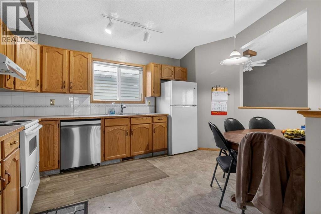 40 Erin Circle SE — photo 11
