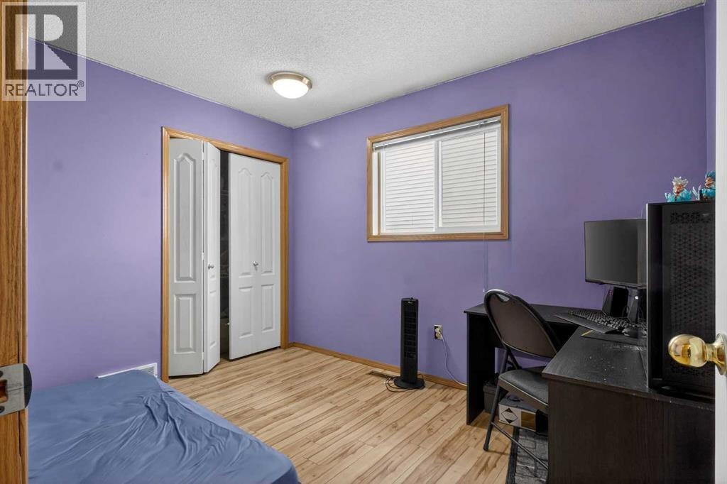 40 Erin Circle SE — photo 16