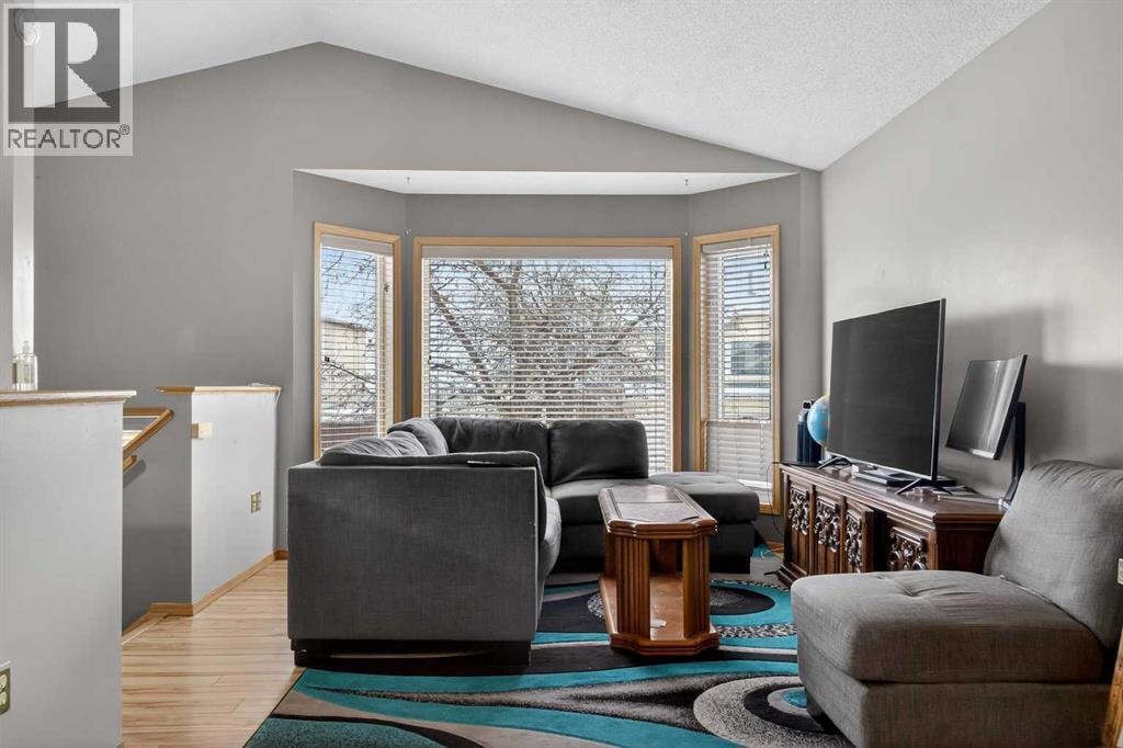 40 Erin Circle SE — photo 3