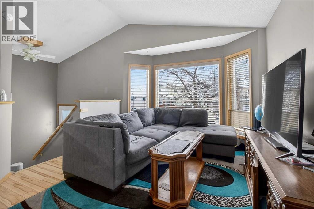 40 Erin Circle SE — photo 2