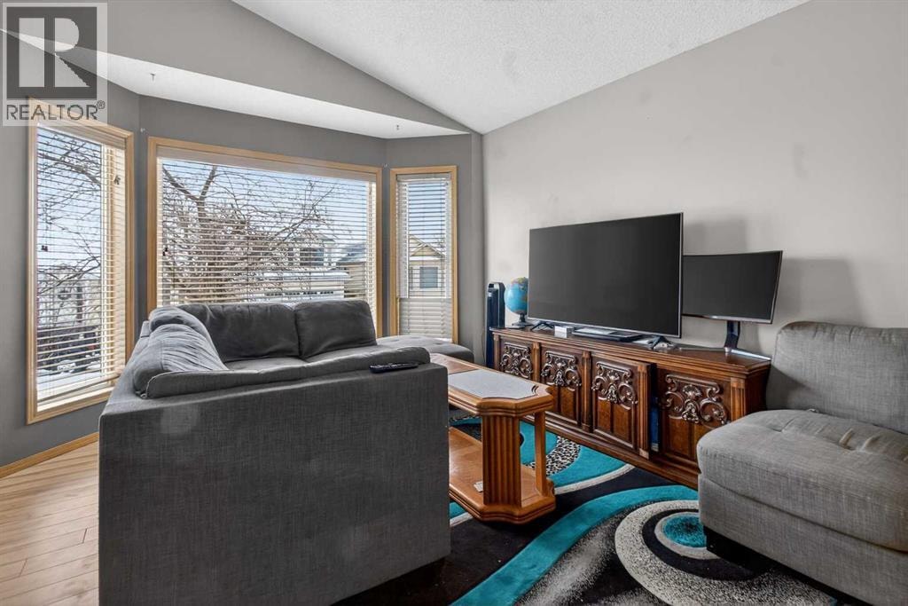 40 Erin Circle SE — photo 5