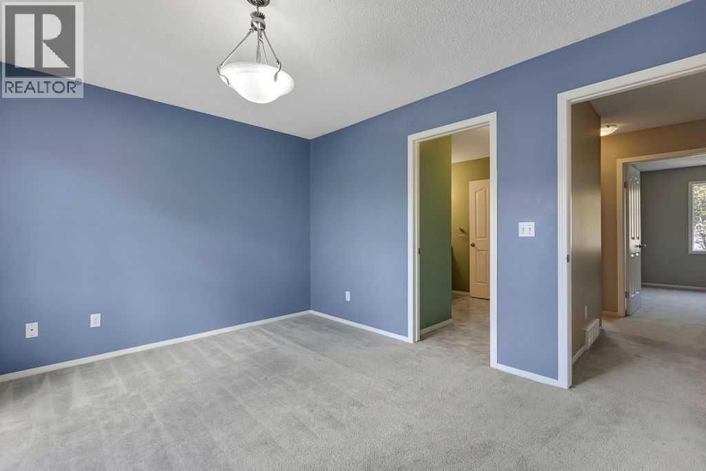 155 Citadel Meadow Gardens NW — photo 17