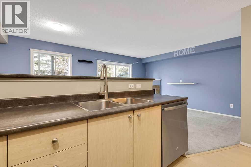 155 Citadel Meadow Gardens NW — photo 11