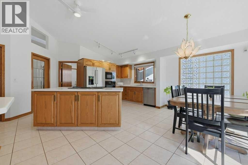 63 Varsity Ridge Terrace NW — photo 15