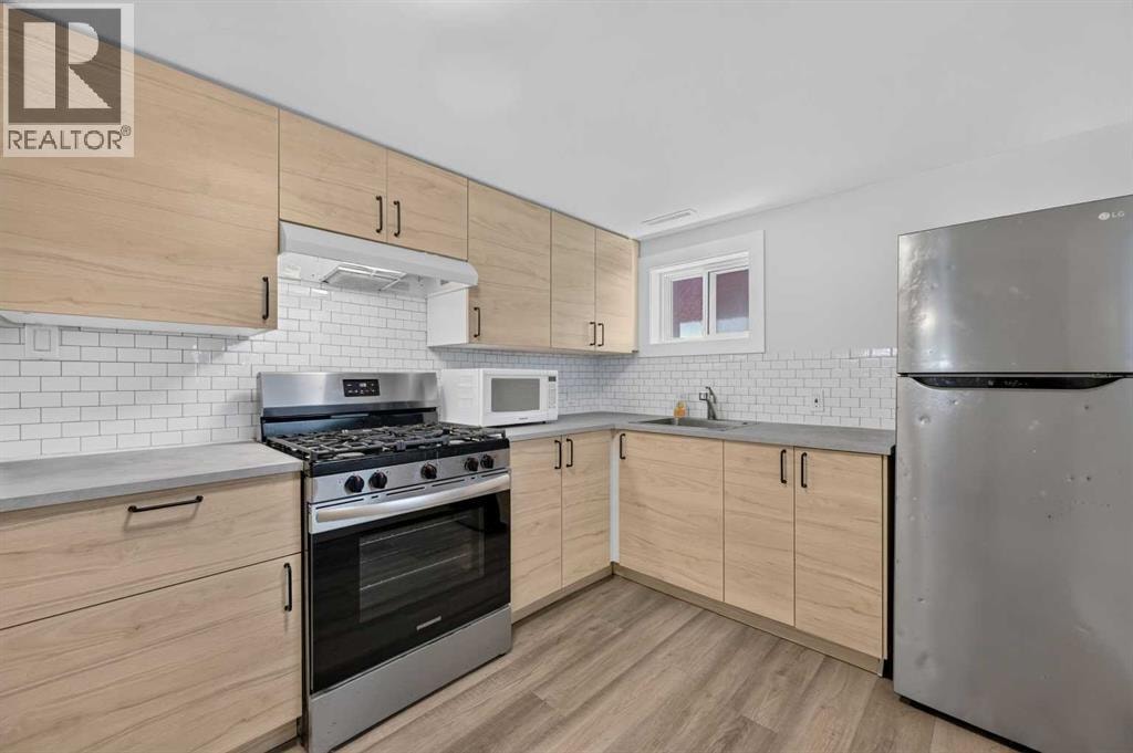 1212 Bantry Street NE — photo 17