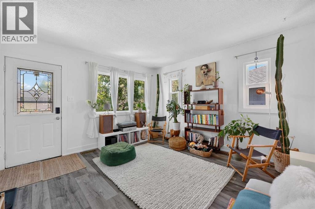1212 Bantry Street NE — photo 3