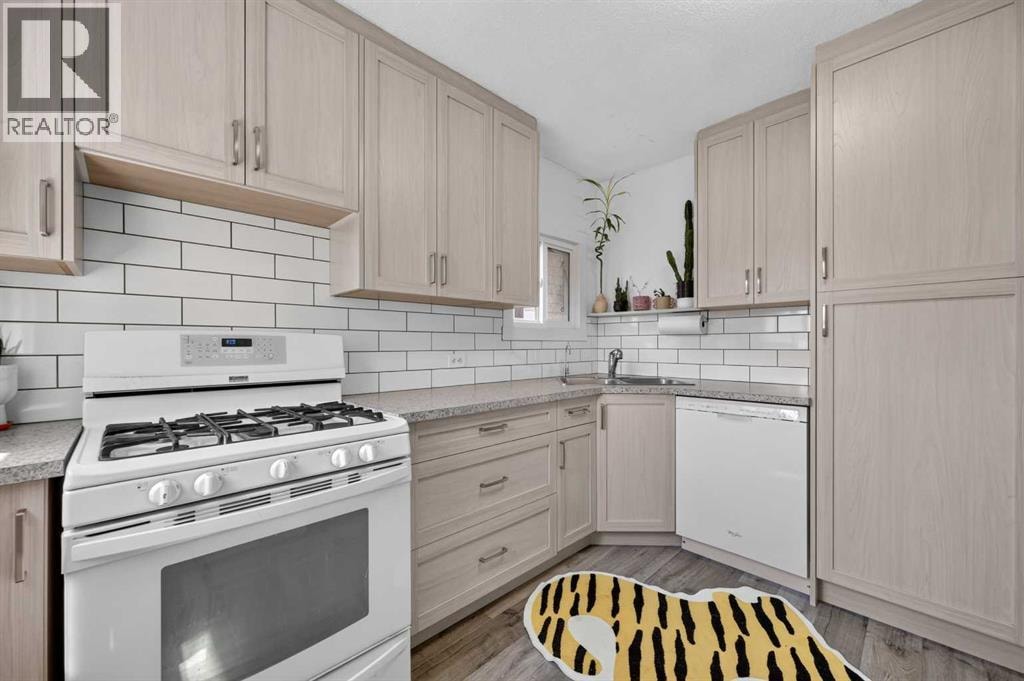 1212 Bantry Street NE — photo 5