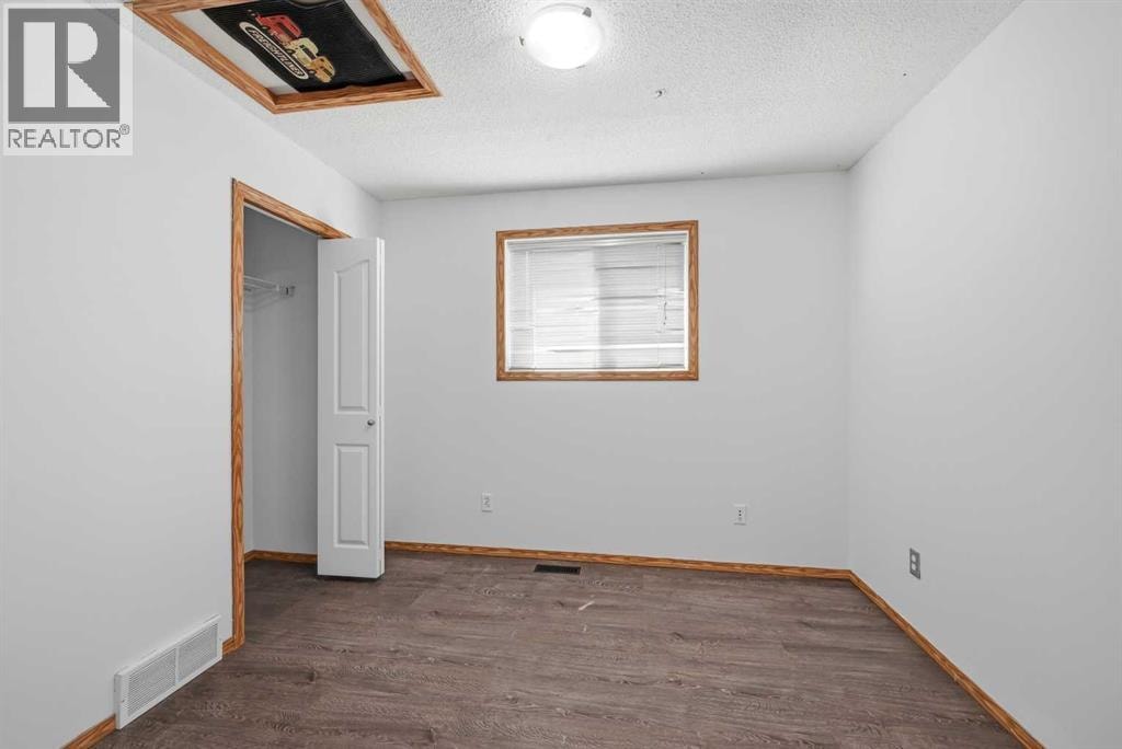 11 Covecreek Close NE — photo 16